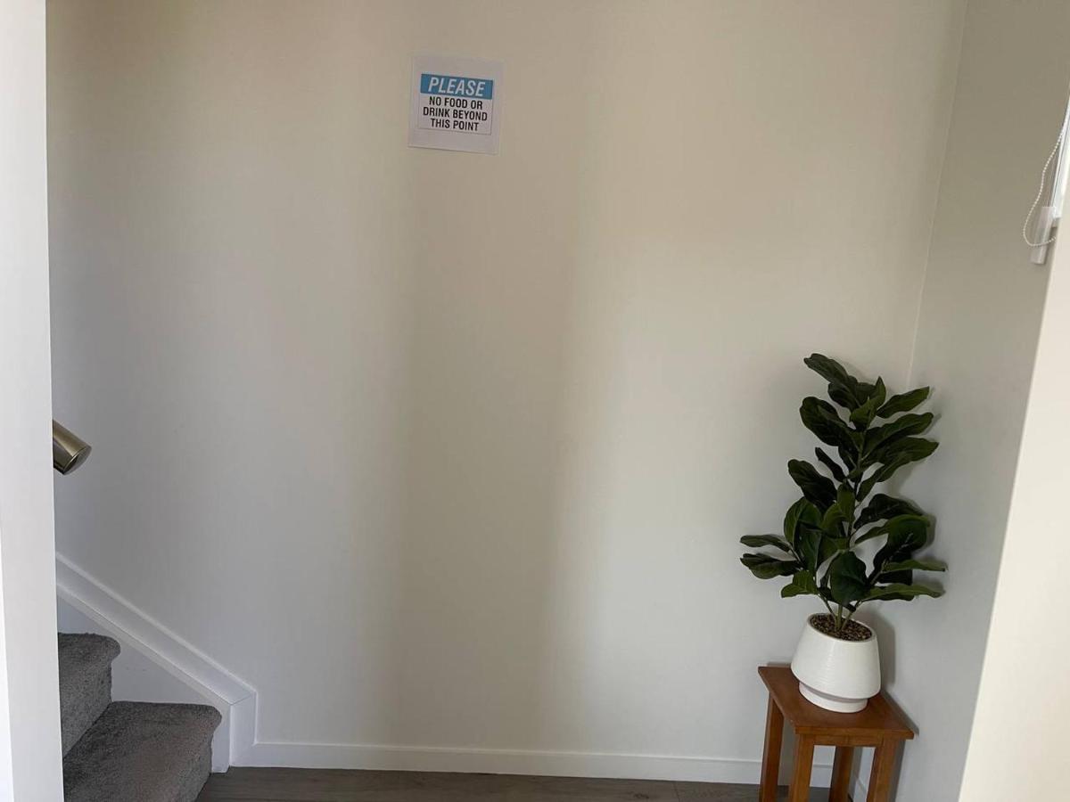 4 Bedroom Home Fully Furnished In Papakura, Όκλαντ Εξωτερικό φωτογραφία