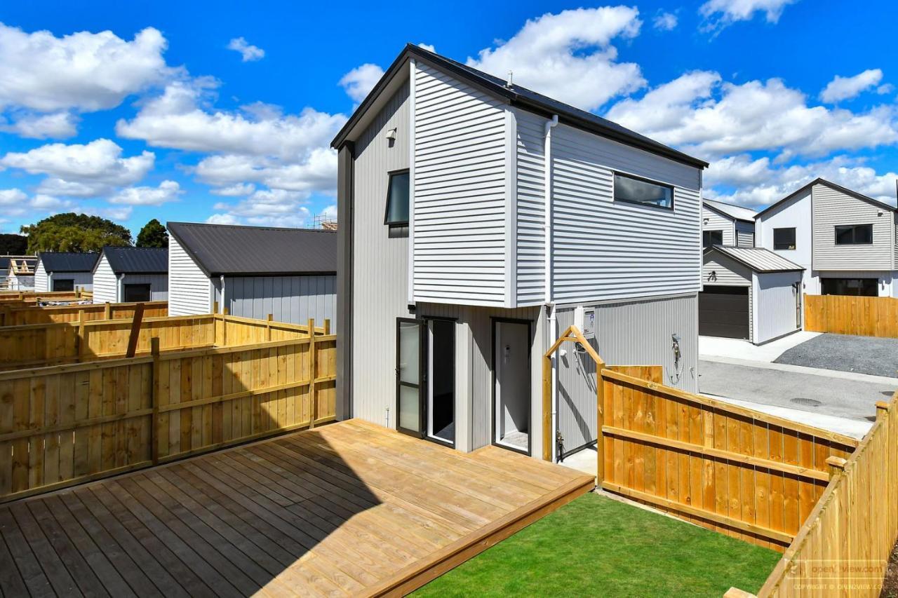 4 Bedroom Home Fully Furnished In Papakura, Όκλαντ Εξωτερικό φωτογραφία
