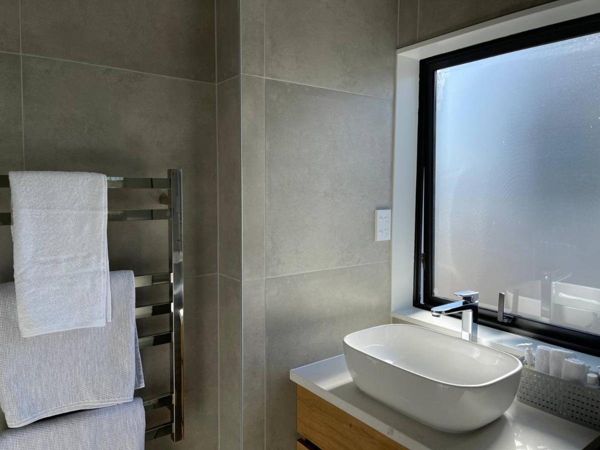 4 Bedroom Home Fully Furnished In Papakura, Όκλαντ Εξωτερικό φωτογραφία