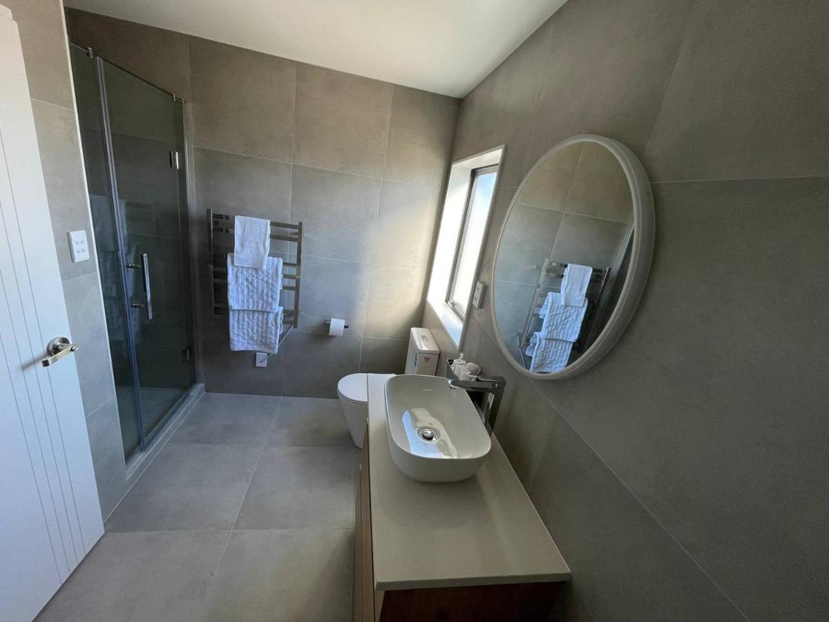 4 Bedroom Home Fully Furnished In Papakura, Όκλαντ Εξωτερικό φωτογραφία